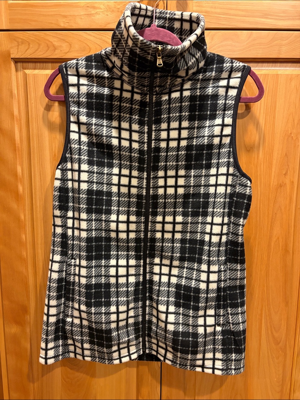 Fleece vest NWT
